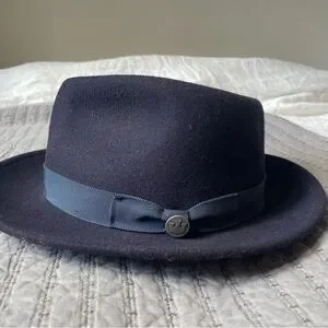 Goorin Brothers-Navy Blue Fedora Hat with Feather Accent (large) Goorin Bros | Accessories | Goorin Bros Navy Felt Fedora  main image 3